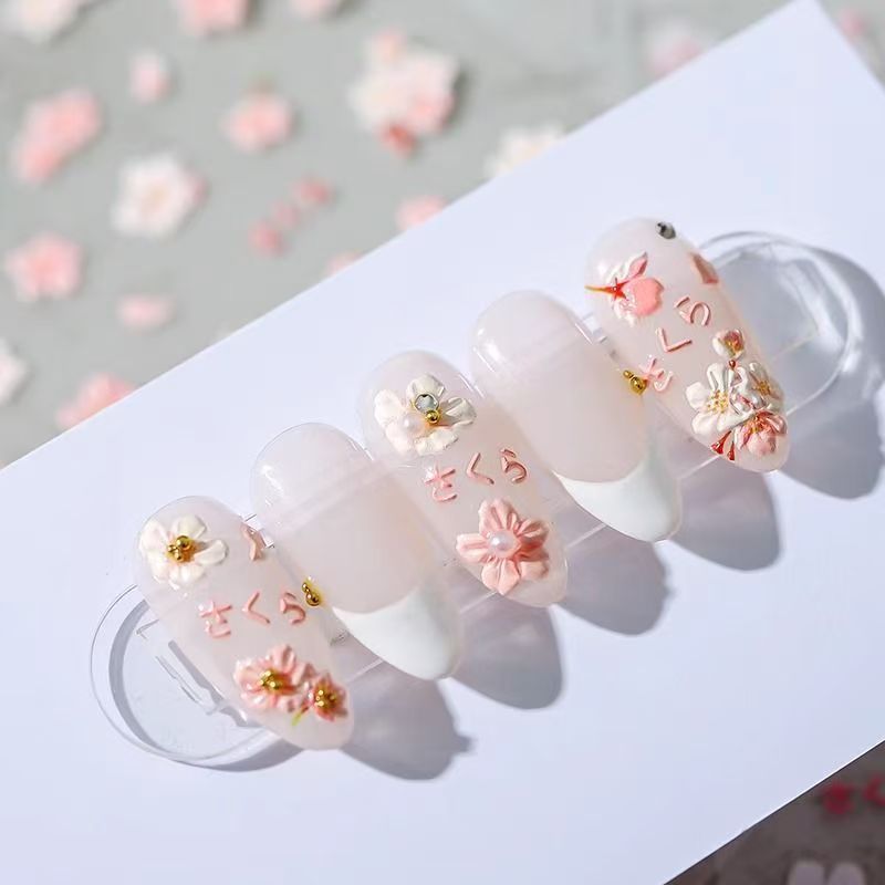 Virusvormige bloemen-bijen nag - Nail Art Viral recensie en prijs